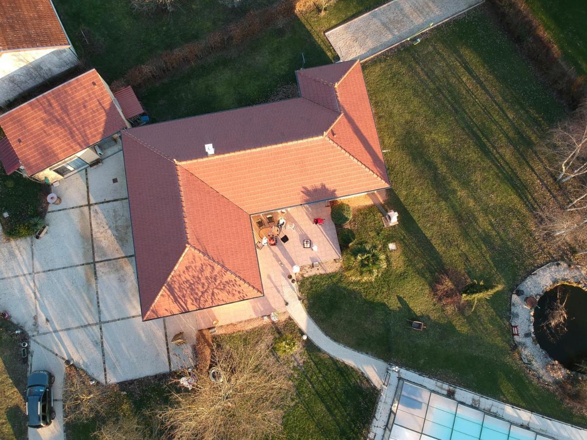 Alaguyauder Le Studio Chatillon-sur-Broue Zewnętrze zdjęcie